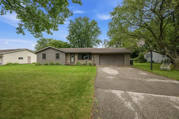 409 HYLAND DR