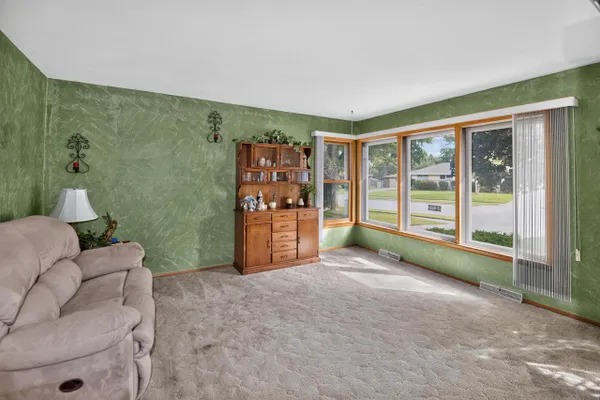 W149N8183 WINCHESTER ST