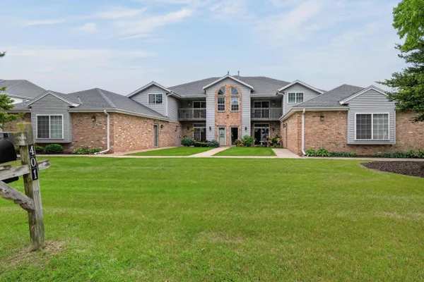 401 W ASPEN DR 1