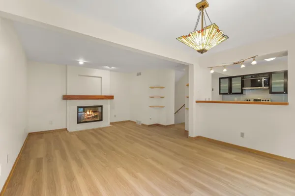 69 PONWOOD CIR
