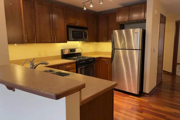 333 W MIFFLIN ST 3160