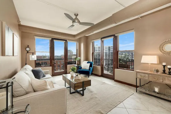 102 N WATER ST 706
