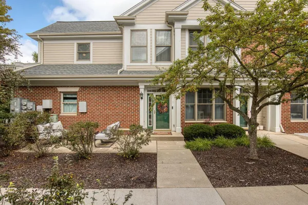 1911 NORHARDT DR