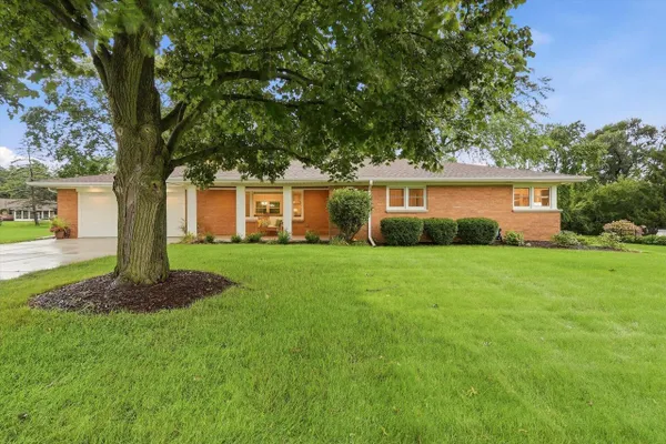 2445 BUENA VISTA DR