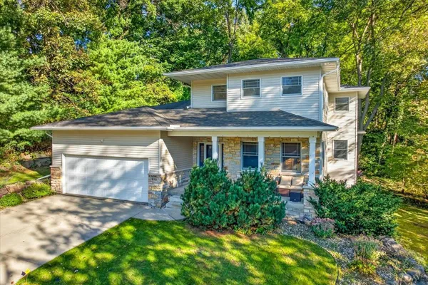 1018 TAMARACK WAY
