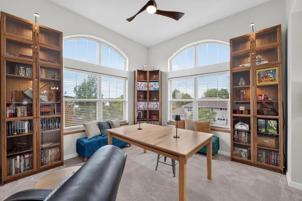 5196 SASSAFRAS DR 313