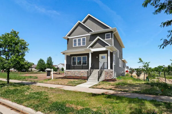 2810 BIG BLUESTEM PKWY
