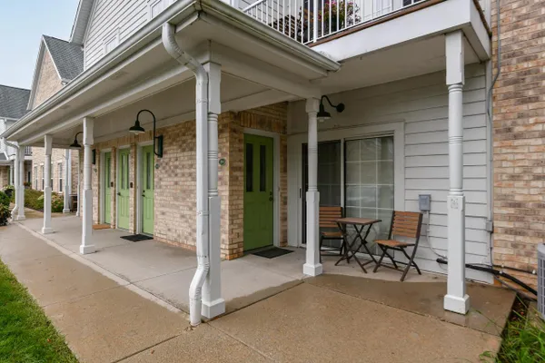 2740 NORTHVIEW RD 104