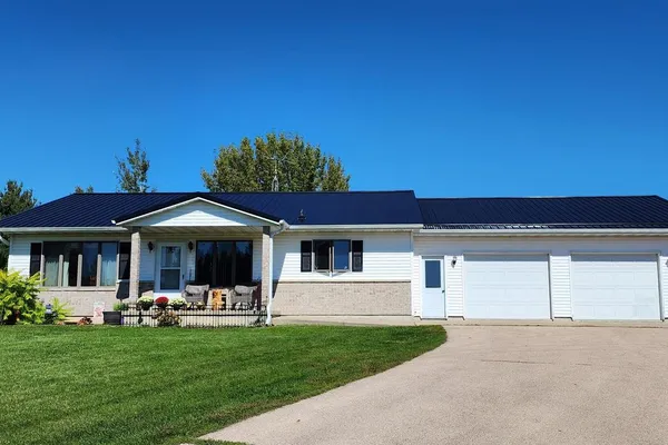 206 HANCOCK DR