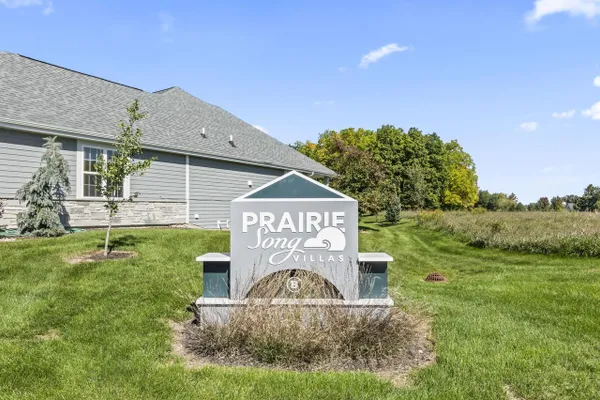 410 PRAIRIE SONG CT