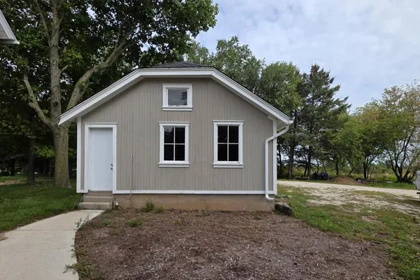 4304 STATE RD 57