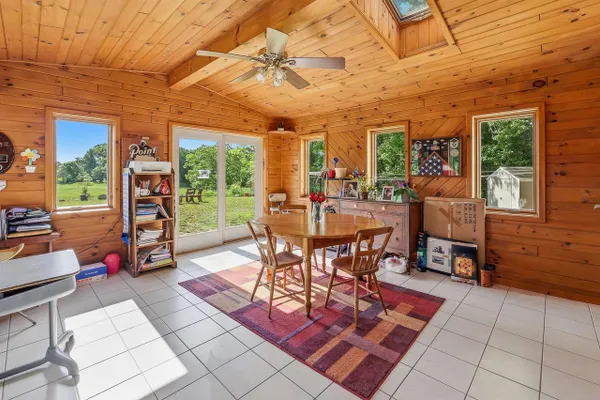 N3660 9TH AVE