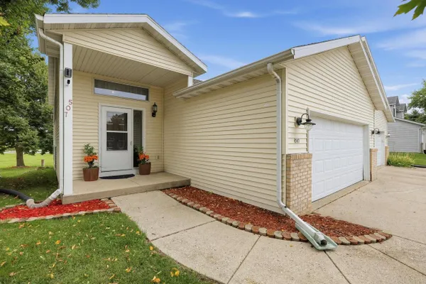 507 TRAILSIDE DR