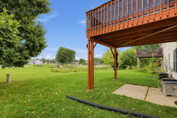 507 TRAILSIDE DR