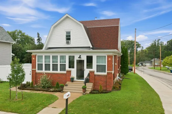 204 JUNEAU ST