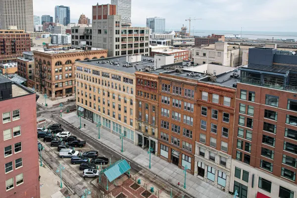 234 N BROADWAY 507