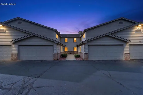 850 EVERGREEN DR 3