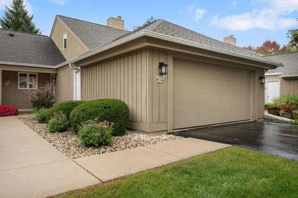 10104 N GETTYSBURG CT