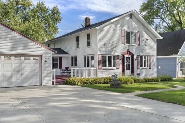 N9114 CEDAR AVE