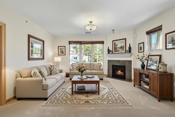 8253 MAYO DR 211
