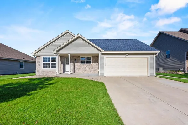52 RUSHMORE LN