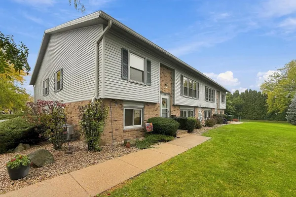10248 W PARKEDGE CIR