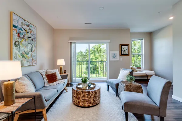 2674 NOTRE DAME DR 703
