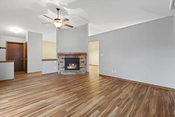 8169 S WILDING DR