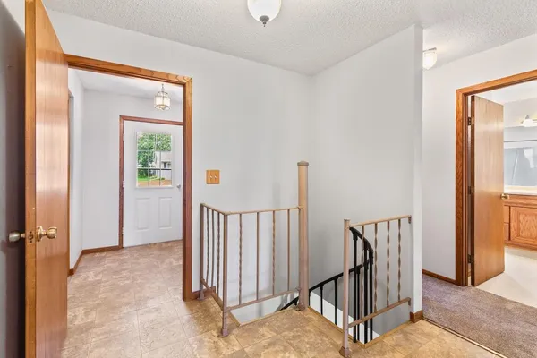 1205 LOUISA ST