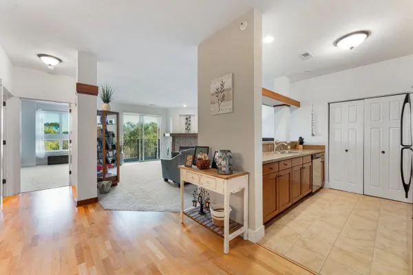 15295 LIBRARY LN 208