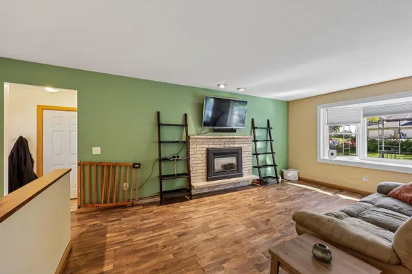 17 ST ALBANS AVE