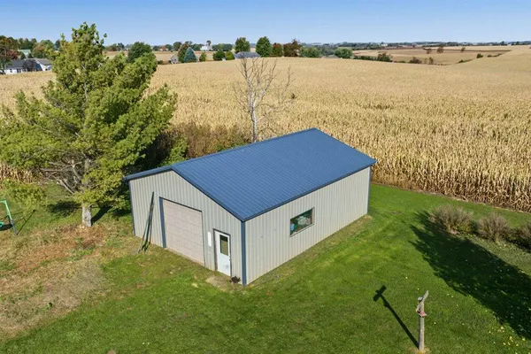 6744 E ST HWY 56