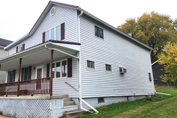 113 S MAIN ST