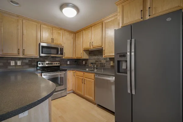 1108 N MILWAUKEE ST 358