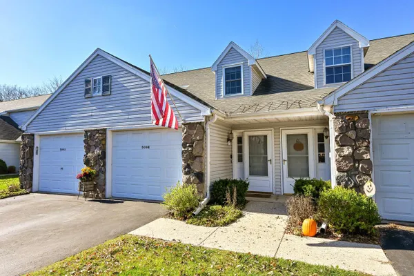 509 LAKE BLUFF RD B