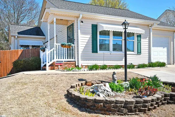 103 BALDWIN PL
