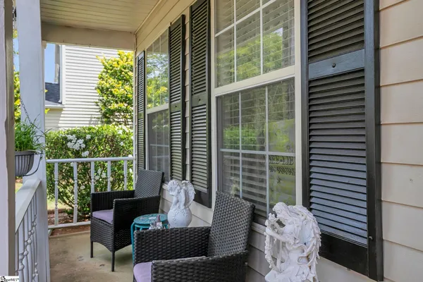 8 PASTURE PL