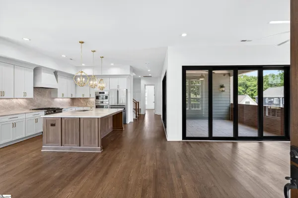 142 SILVER HILL ST 4