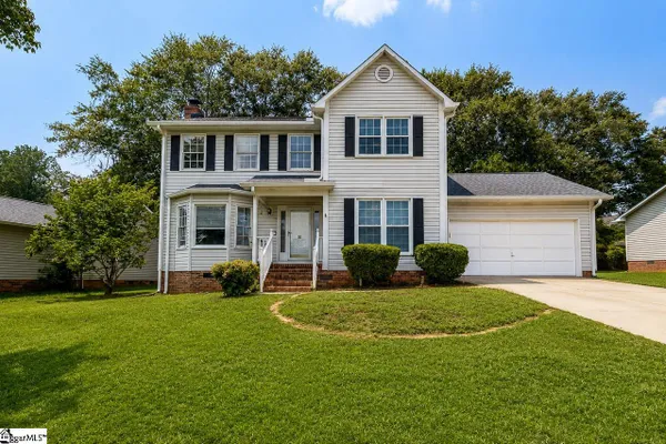 10 HYDE PARK LN