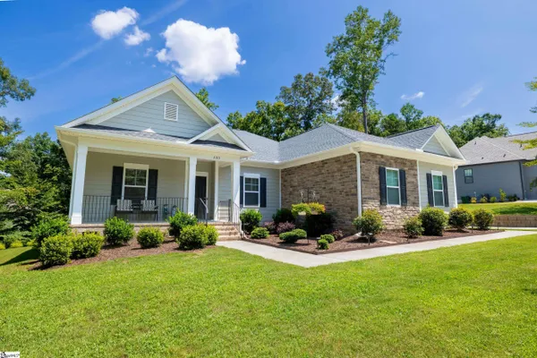 3103 CHATHAM DR