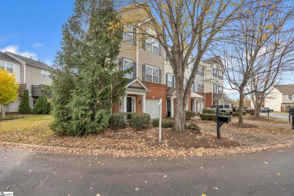 15 ANNACEY PL