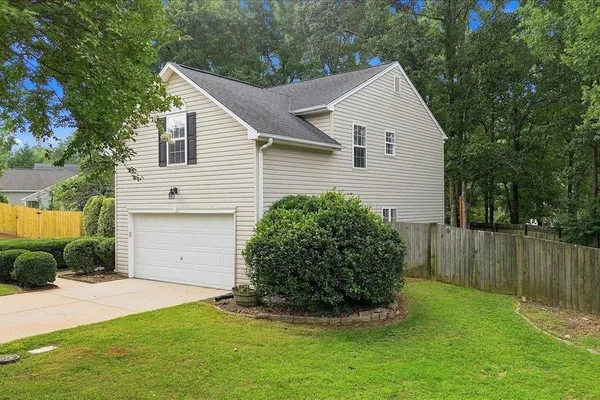 3 OLD HASTINGS CT