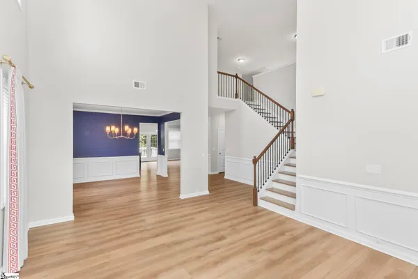 124 WALTZING VINE LN
