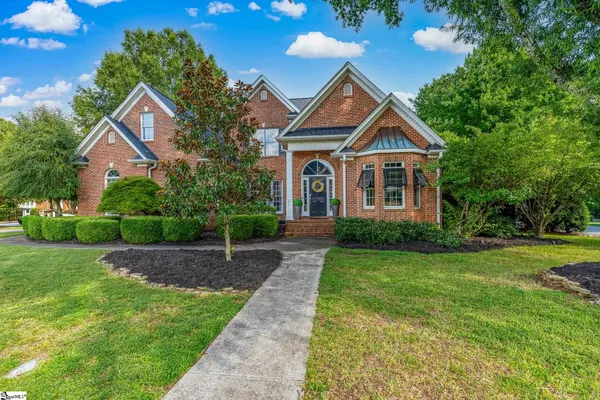 201 HUDDERSFIELD DR
