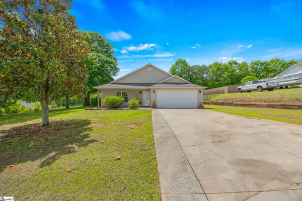 112 SPRING ESTATES DR