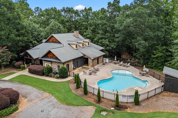 615 MICA LN