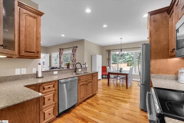 310 PUCKETT MILL DR