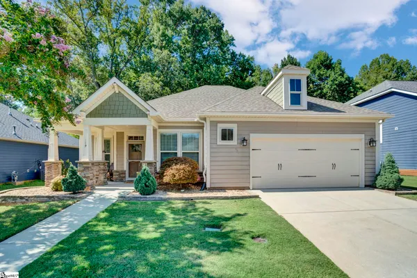 119 SUMMER OAK LN