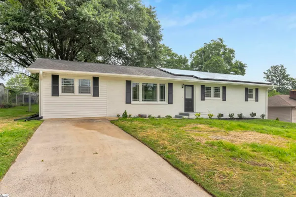 103 LONGWOOD DR