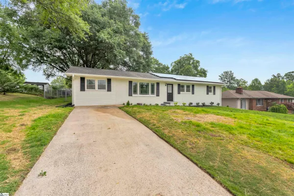 103 LONGWOOD DR